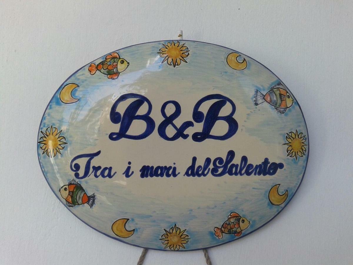 B&B Tra I Mari Del Salento เลชเช ภายนอก รูปภาพ