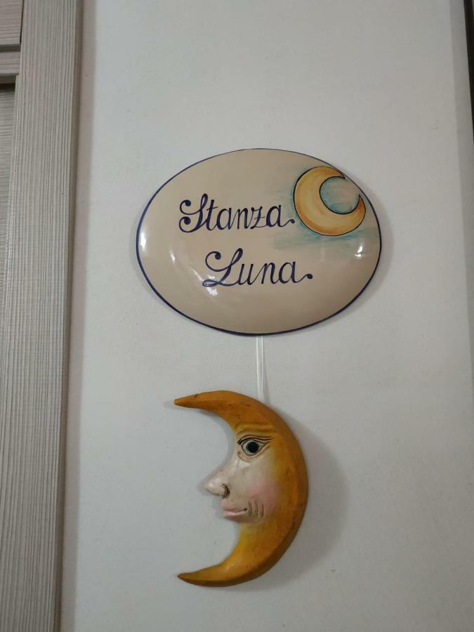 B&B Tra I Mari Del Salento เลชเช ภายนอก รูปภาพ